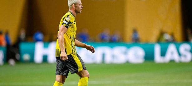 B体育体育娱乐-包含多特蒙德险胜，保持连胜势头的词条