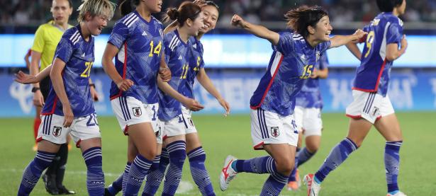 B体育体育活动-女足比赛影响力扩大，引领足球热潮