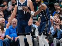 包含河床冲击冠军，锋线磨合进入关键期的词条