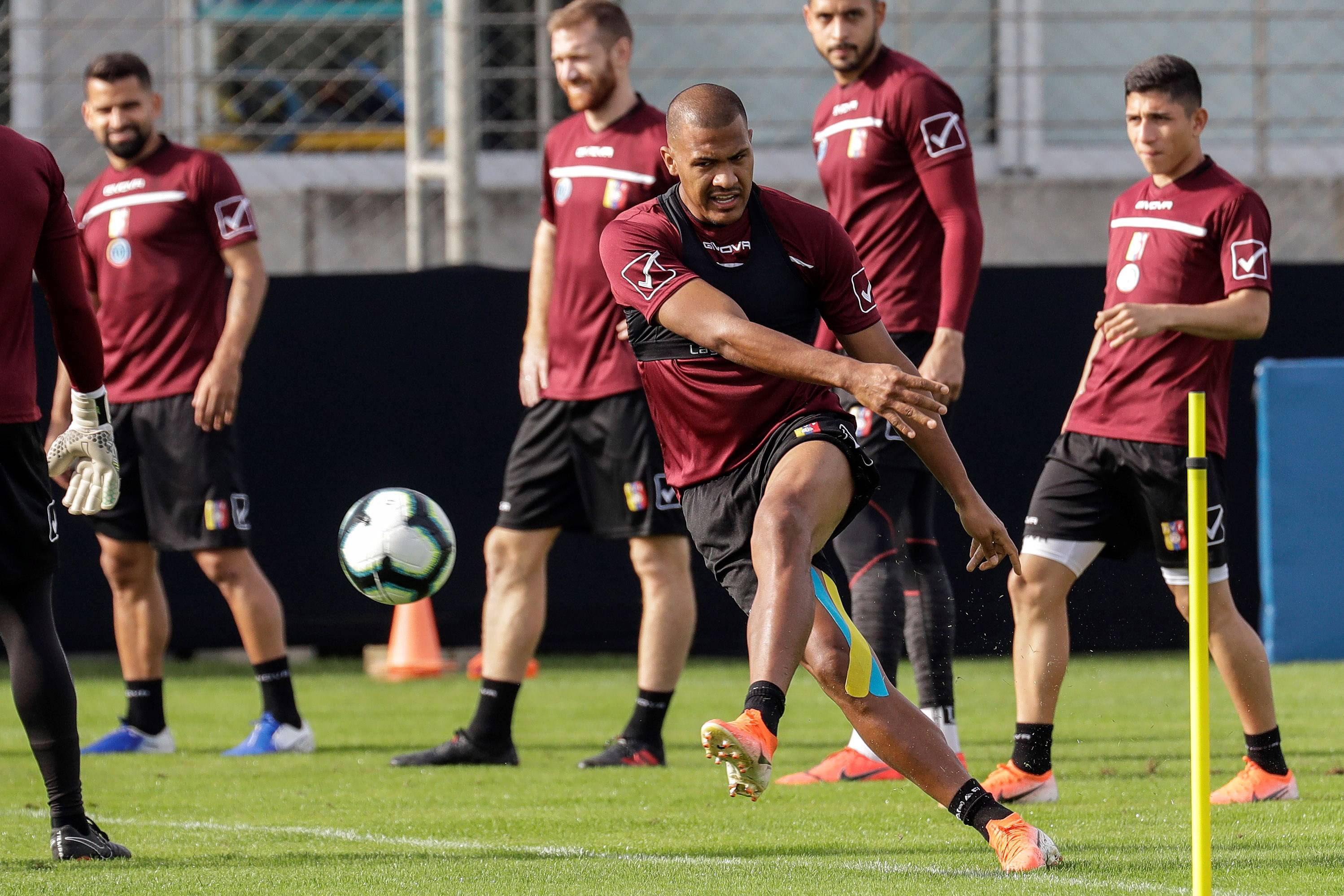 厄瓜多尔女足赢得一场精彩胜利