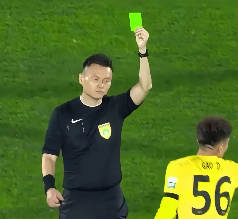 包含鲁能-击败国安，依然保持不败，队员表现出色，主场势头强悍的词条