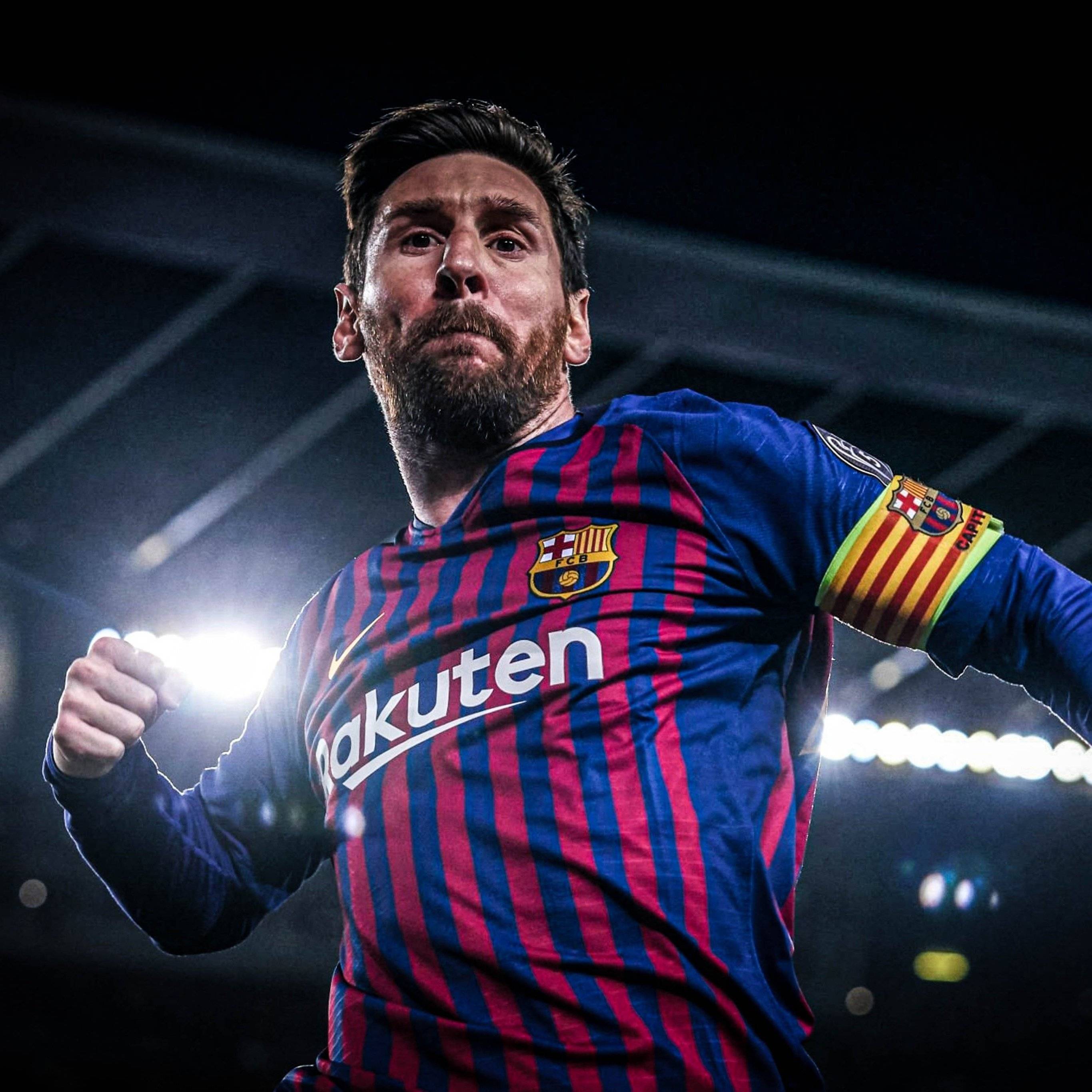 巴塞罗那主场胜利，梅西梅开二度