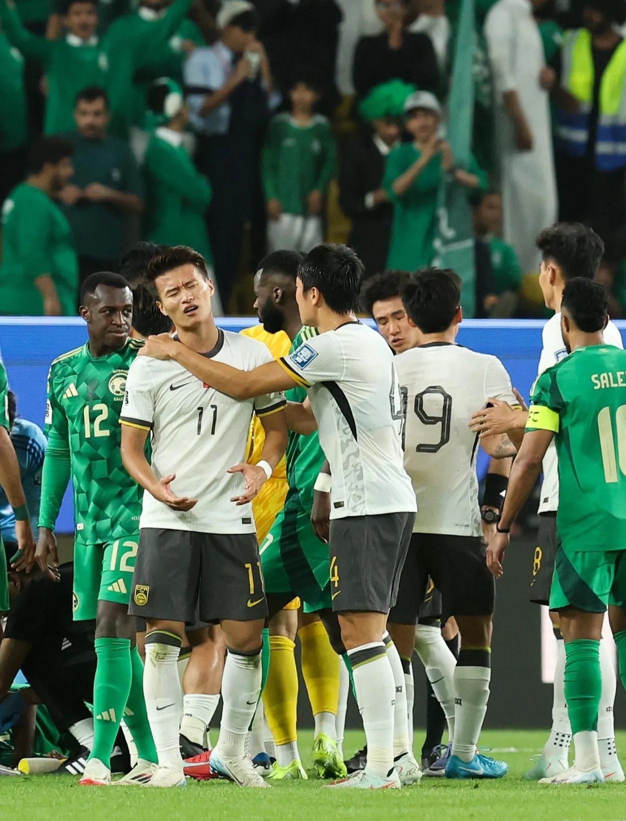 东亚杯半决赛结束，日本队击败韩国晋级决赛