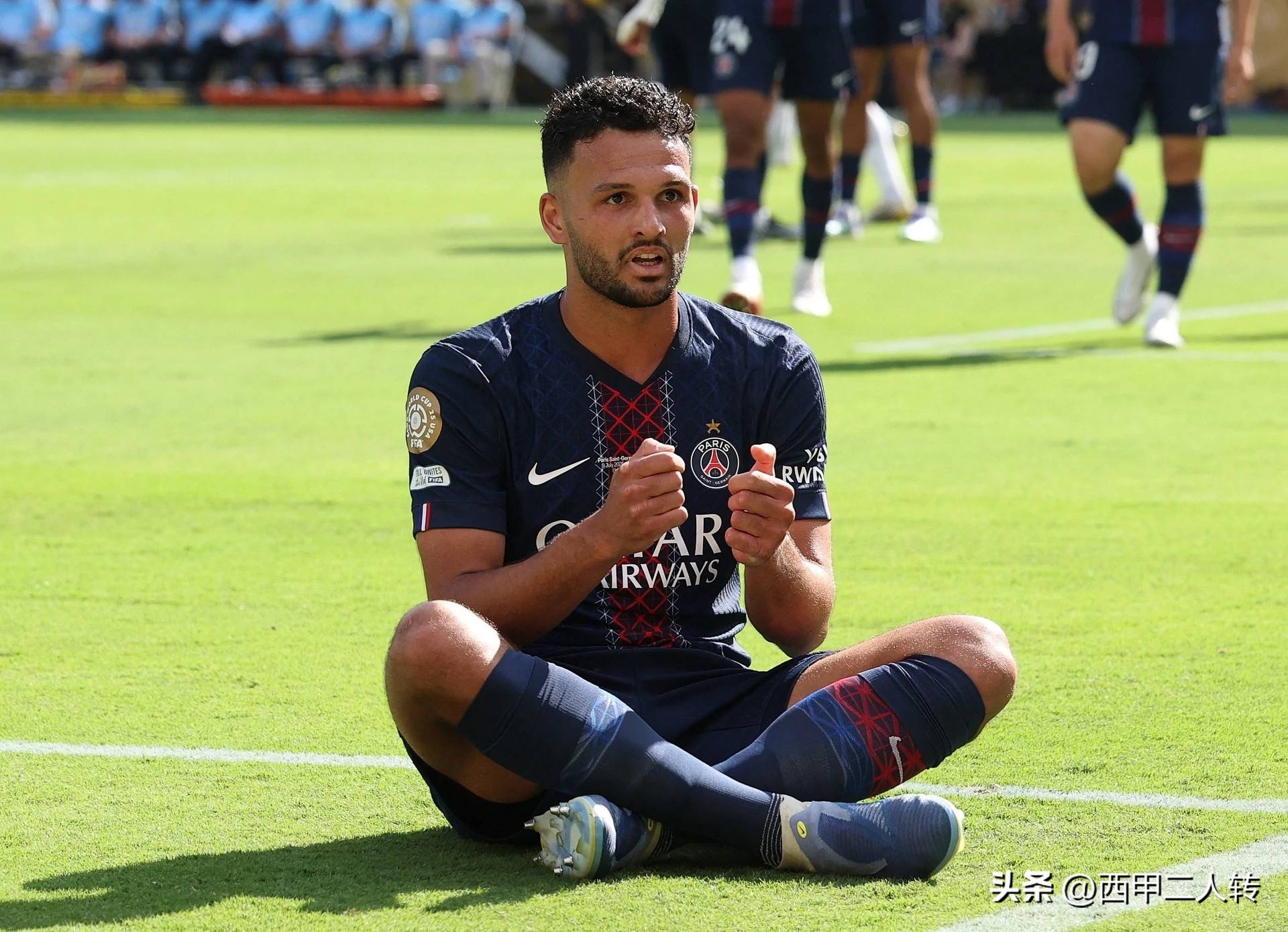 包含巴黎圣日耳曼慢热逆袭，实现四连胜晋级的词条